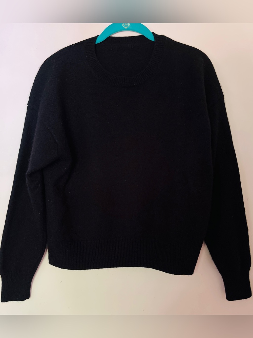 3 Ply Black Cashmere Cropped Pullover